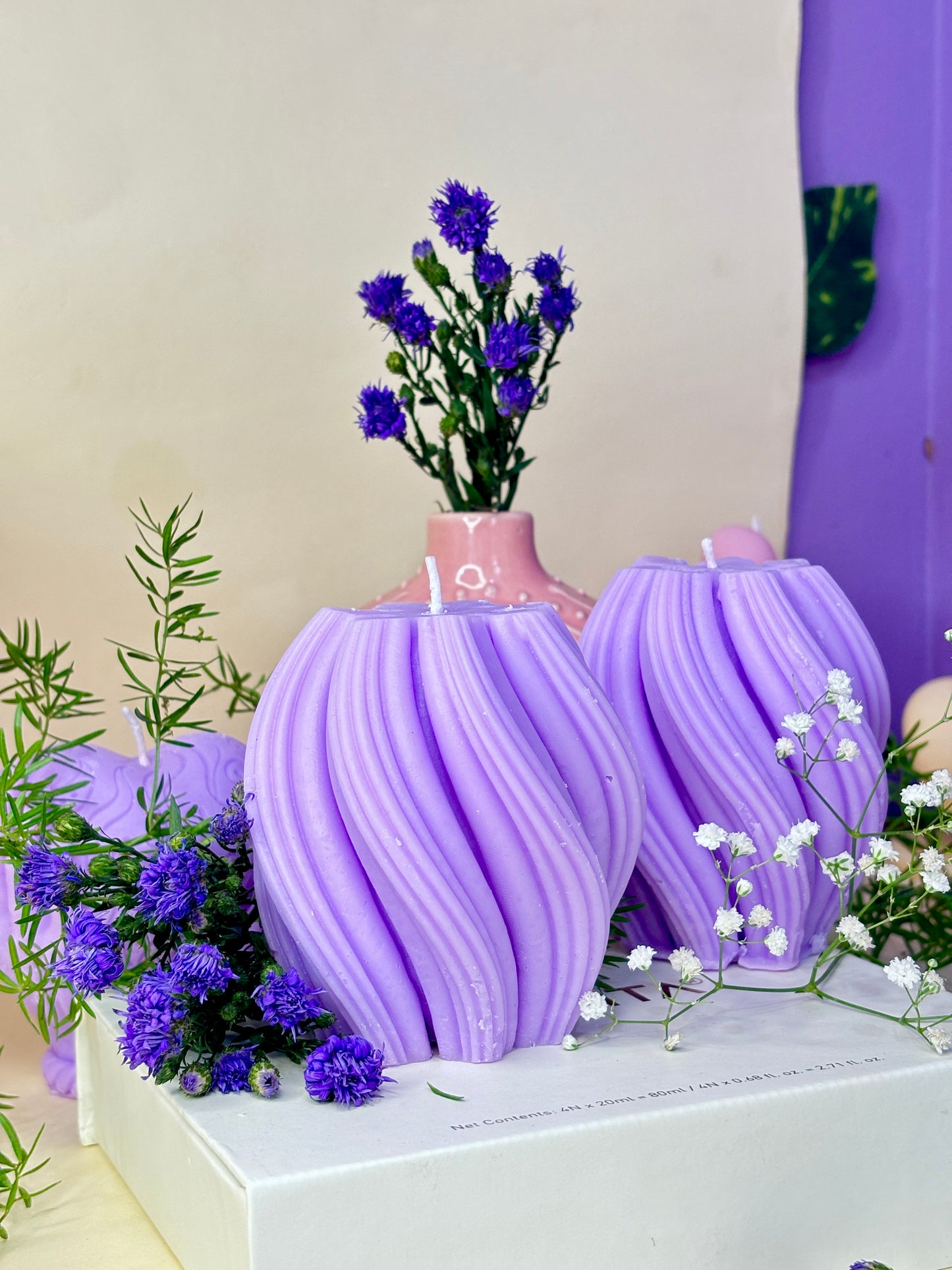 Swirl candle mould