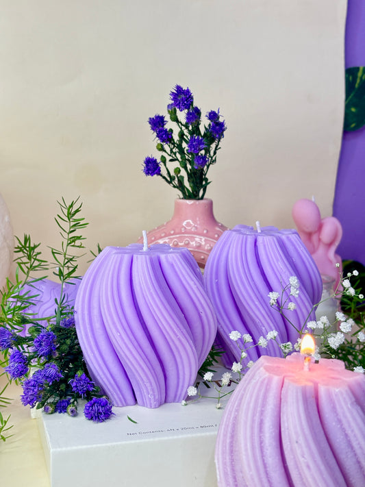 Swirl candle mould