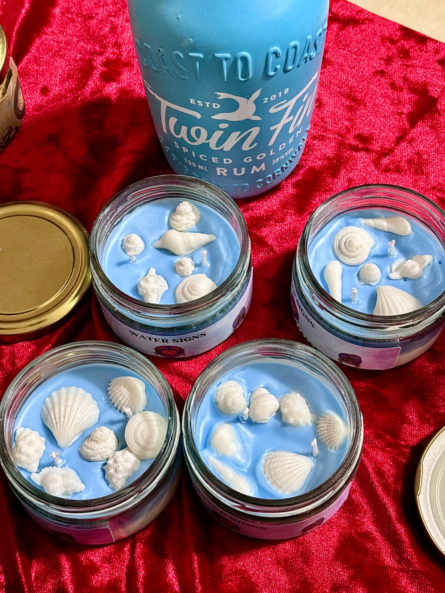 Water sign 225 ml candle